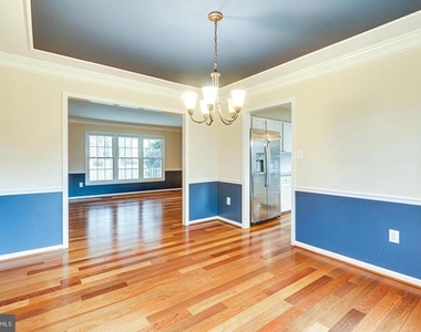 3022 Dower House Drive - Photo Thumbnail 12