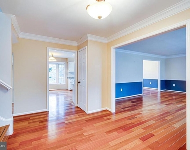 3022 Dower House Drive - Photo Thumbnail 5
