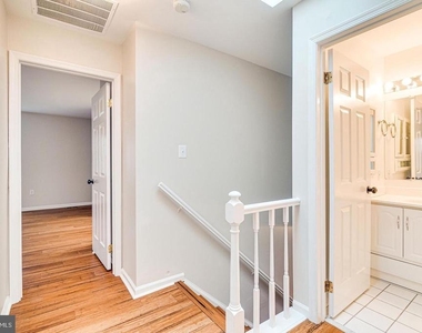 3022 Dower House Drive - Photo Thumbnail 24