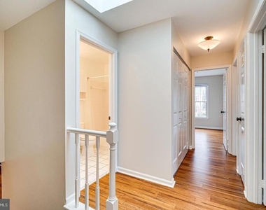 3022 Dower House Drive - Photo Thumbnail 25