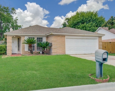 10606 Beckfield Drive - Photo Thumbnail 2