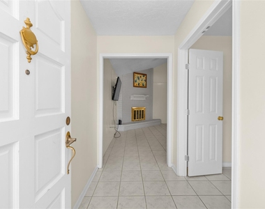 10606 Beckfield Drive - Photo Thumbnail 4