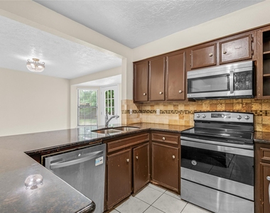 10606 Beckfield Drive - Photo Thumbnail 22