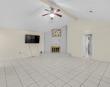 10606 Beckfield Drive - Photo Thumbnail 9