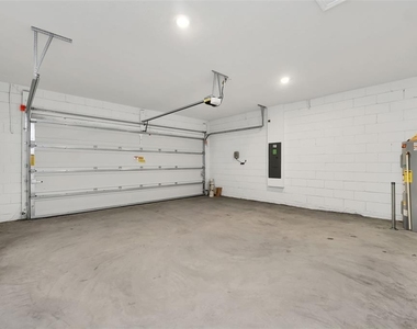 243 Hayley Street - Photo Thumbnail 24