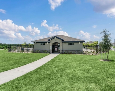243 Hayley Street - Photo Thumbnail 30