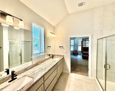 191 Goshen Dr - Photo Thumbnail 4