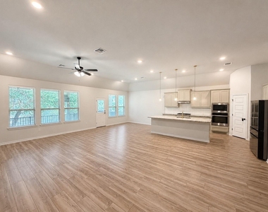 191 Goshen Dr - Photo Thumbnail 2