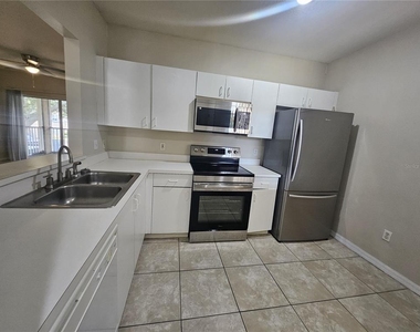 13216 Villa Vista Drive - Photo Thumbnail 11
