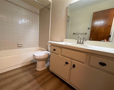 2341 Aruba Court - Photo Thumbnail 16