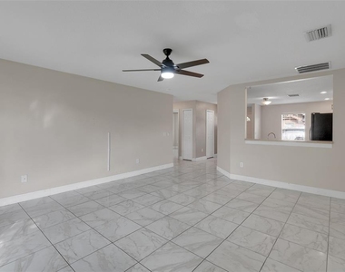 810 Valnera Court - Photo Thumbnail 11