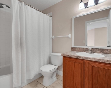 810 Valnera Court - Photo Thumbnail 19