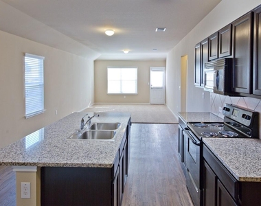 12117 Greywacke Dr - Photo Thumbnail 3