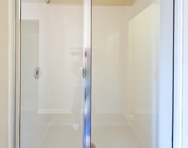 12117 Greywacke Dr - Photo Thumbnail 11