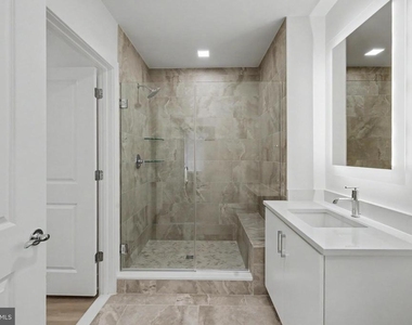 701 N Henry Street - Photo Thumbnail 45