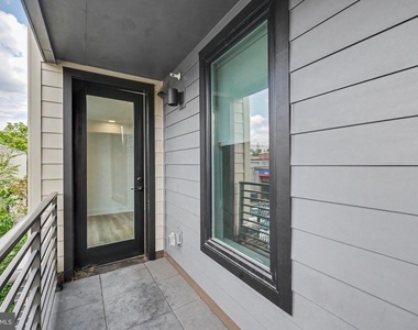 701 N Henry Street - Photo Thumbnail 37