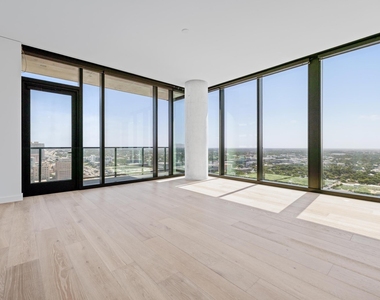 610 Davis St - Photo Thumbnail 2