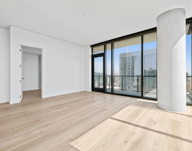 610 Davis St - Photo Thumbnail 4