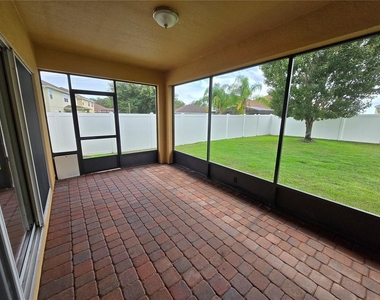2246 Waukegan Drive - Photo Thumbnail 30