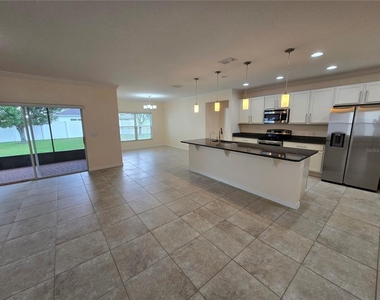 2246 Waukegan Drive - Photo Thumbnail 11