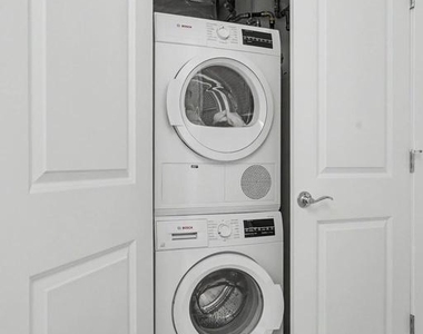 701 N Henry Street - Photo Thumbnail 43