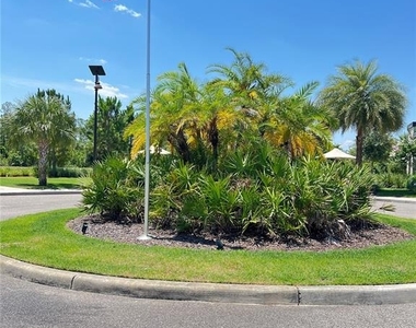 17391 Saw Palmetto Avenue - Photo Thumbnail 24
