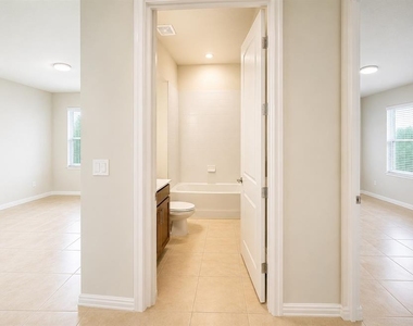 17391 Saw Palmetto Avenue - Photo Thumbnail 7
