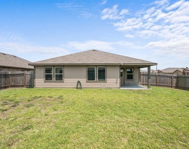 1838 Gibbons Creek Drive - Photo Thumbnail 13