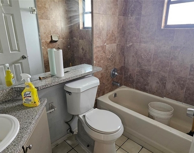 102 Whitehall Way - Photo Thumbnail 23