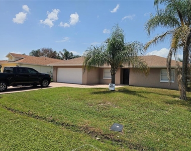 102 Whitehall Way - Photo Thumbnail 1