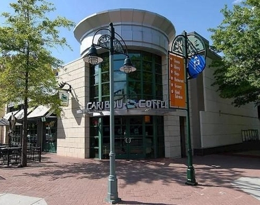 1521 S George Mason Drive - Photo Thumbnail 22