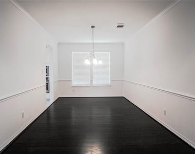 6307 Grand Drift Court - Photo Thumbnail 6