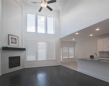 6307 Grand Drift Court - Photo Thumbnail 5