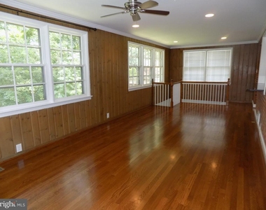 138 S Abingdon Street - Photo Thumbnail 11