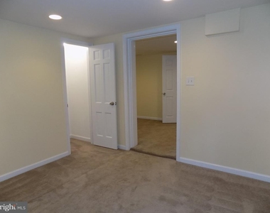 138 S Abingdon Street - Photo Thumbnail 24
