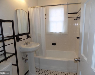 138 S Abingdon Street - Photo Thumbnail 19
