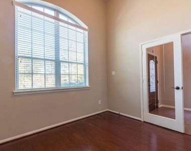 23 Bay Mills Place - Photo Thumbnail 19