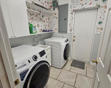 2130 Pinehurst Street - Photo Thumbnail 15
