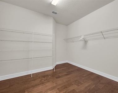 10713 Berry Creek Road - Photo Thumbnail 23