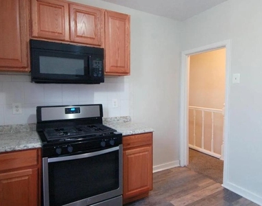 1662 N 59th Street - Photo Thumbnail 3