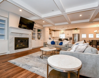 4604 Chartres Street - Photo Thumbnail 4