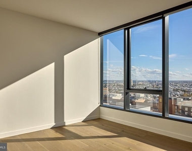 1134 Sansom Street - Photo Thumbnail 21