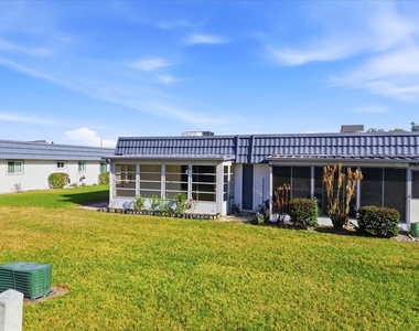 205 Andover Place N - Photo Thumbnail 1