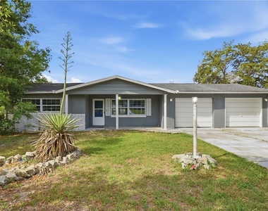 38 Regina Boulevard - Photo Thumbnail 2