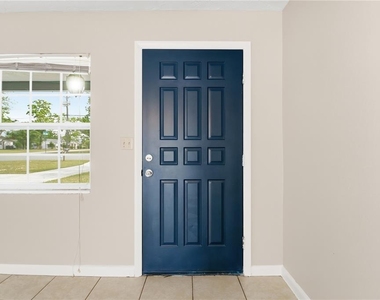 38 Regina Boulevard - Photo Thumbnail 4