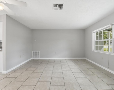 38 Regina Boulevard - Photo Thumbnail 6