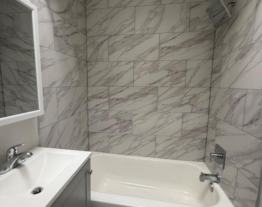 6020 N Warnock Street - Photo Thumbnail 2