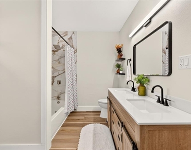 705 Nw 64th Place - Photo Thumbnail 24