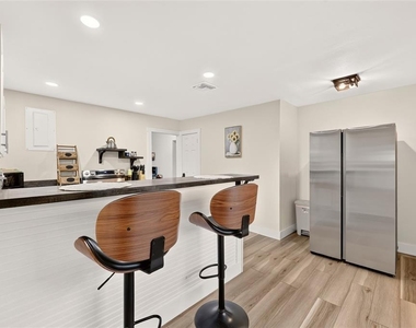 705 Nw 64th Place - Photo Thumbnail 33