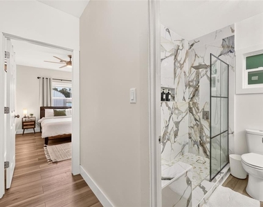 705 Nw 64th Place - Photo Thumbnail 35